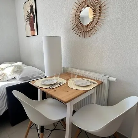 071 - Le Colin, Gare Saint-roch Lägenhet